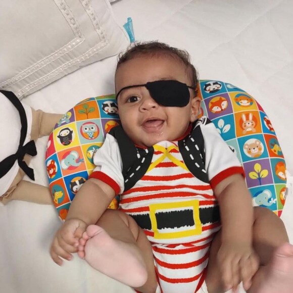 Filho de Viviane Araujo, Joaquim completa 6 meses de vida nesta segunda-feira (06)
