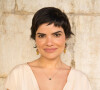 Guida (Alessandra Negrini) vai ironizar Leonor (Vanessa Giácomo) quando a irmã defender Moretti (Rodrigo Lombardi), na novela 'Travessia'