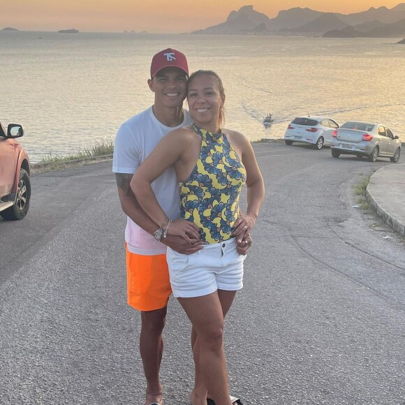 Belle Silva e Thiago Silva são casados há 18 anos