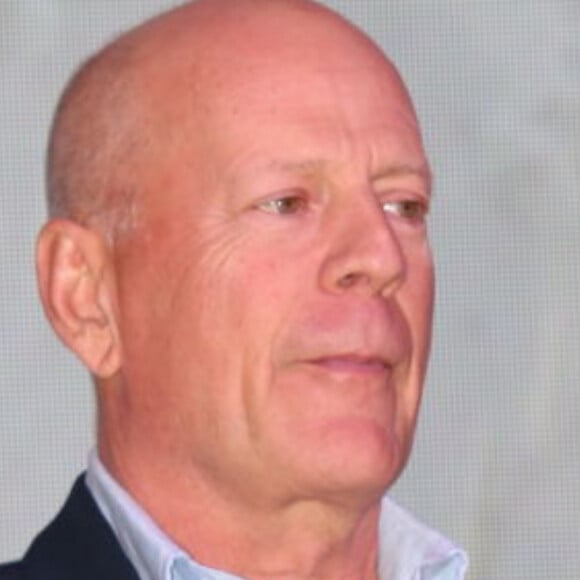 Bruce Willis ganhou importante ajuda ao ser diagnosticado com demência