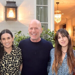 Bruce Willis foi casado com Demi Moore e juntos tiveram três filhas; atualmente, o ator é marido de Emma Heming