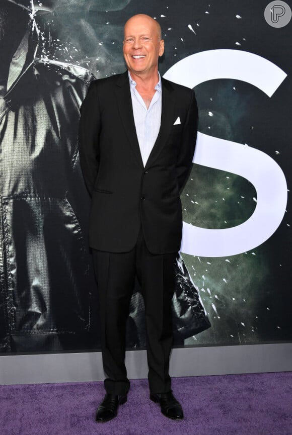 Bruce Willis encerrou sua carreira após diagnóstico de afasia em 2022