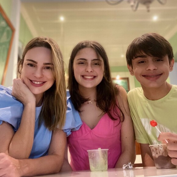Rachel Sheherazade é mãe de Clara, de 16 anos, e Gabriel, de 15