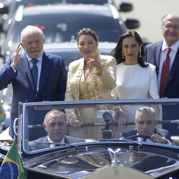 Xuxa entrou em contato com Janja para se colocar à disposição do governo Lula