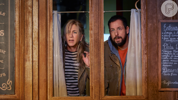 'Mistério em Paris' é o novo filme que marca a parceria entre Jennifer Aniston e Adam Sandler