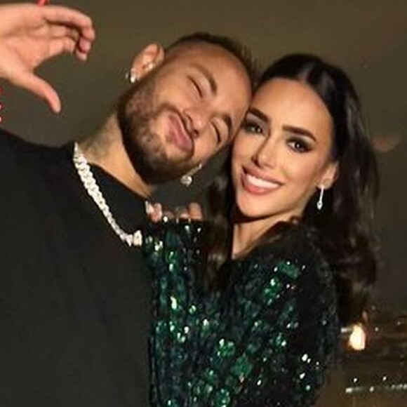 Neymar conta com ajuda de Bruna Biancardi em recuperação de lesão