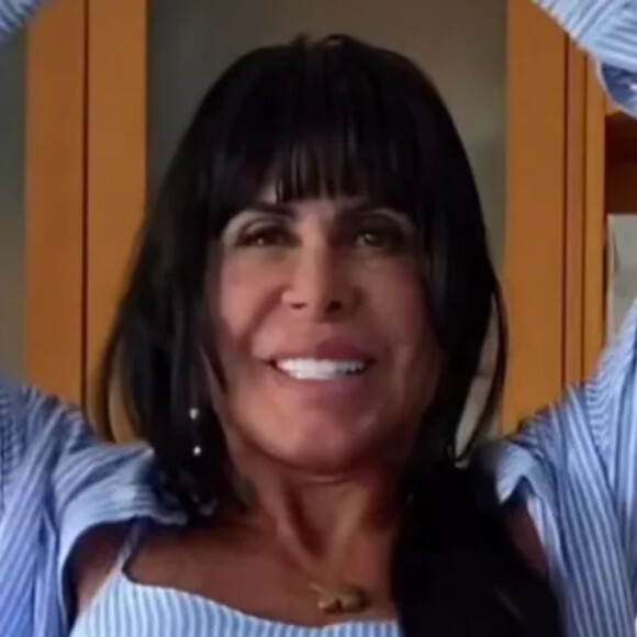 Gretchen recebeu comentários negativos após postar vídeo exibindo o corpo