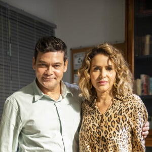 Tadeu (Claudio Gabriel) é um homem conservador que se envolverá com a stripper Anely (Tatá Werneck) na novela 'Terra e Paixão'; ele é casado com Gladys (Leona Cavalli) e pai de Graça (Agatha Moreira)