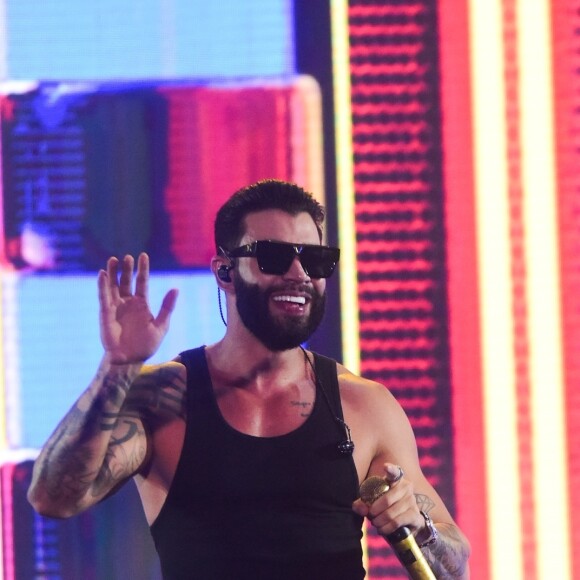 A dívida que fez Gusttavo Lima entrar para o Serasa é com uma empresa chamada TRG. A defesa alega que ele jamais firmou negócio com esta firma