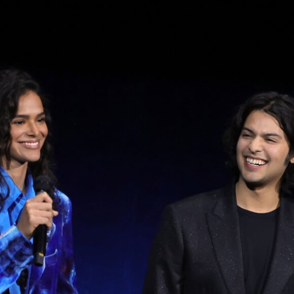 Bruna Marquezine e  Xolo Maridueña levantaram especulações sobre um possível namoro