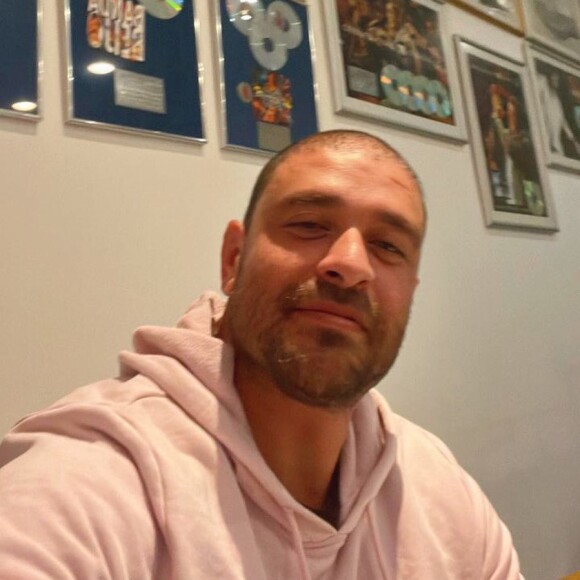 Diogo Nogueira completa 42 anos nesta quinta-feira (26)