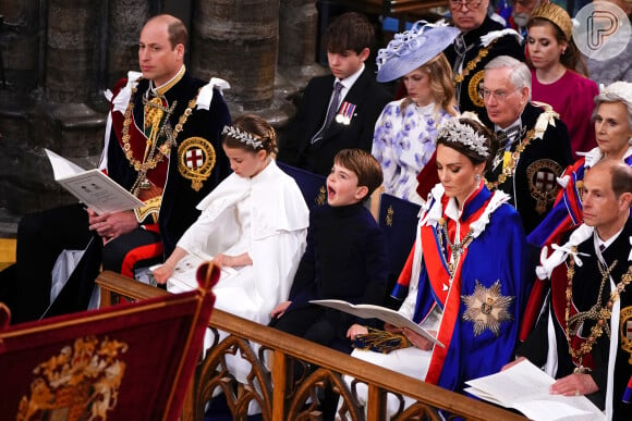 Coroação de Rei Charles III: o príncipe Louis ao que parece deu aquele bocejo na Abadia de Westminster