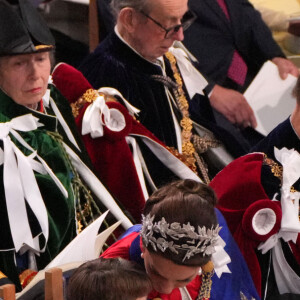 Coroação de Rei Charles III: o príncipe Louis cochichou algo com a mãe, Kate Middleton