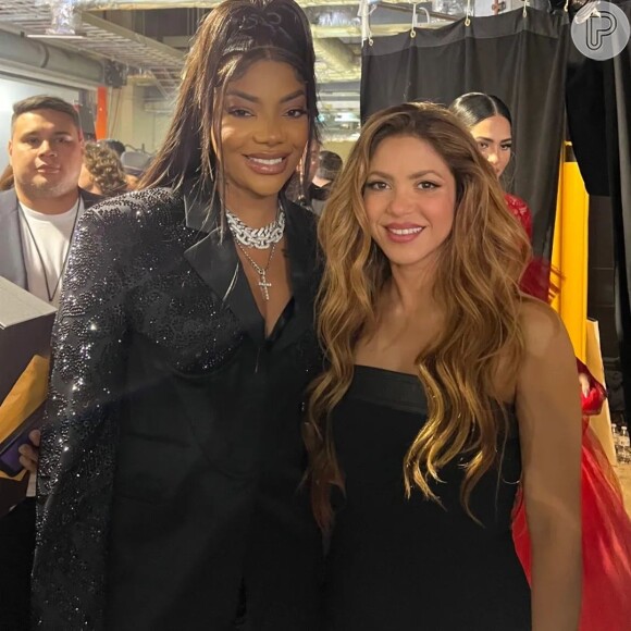 Ludmilla postou uma foto com Shakira na premiação Billboard Latin Women in Music 