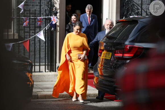 Look laranja vibrante de Janja na Inglaterra tem motivo musical: 'Música que eu amo'