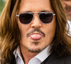 Performance de Johnny Depp no longa 'Jeanne du Barry' o levou a ser ovacionado por em sua première