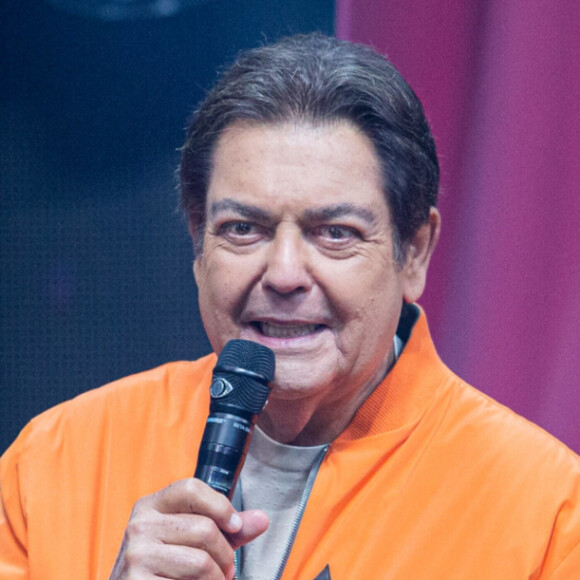 Faustão deixa prejuízo milionário ao deixar a Band. Apresentador assinou contrato em abril de 2021 e estreou em janeiro de 2022