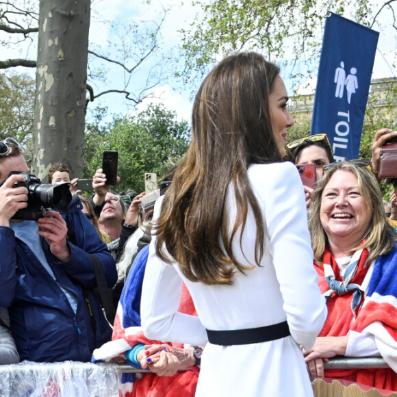 Kate Middleton elegeu este sapato para o almoço oferecido a presidentes, primeiros-ministros e diversos líderes mundiais