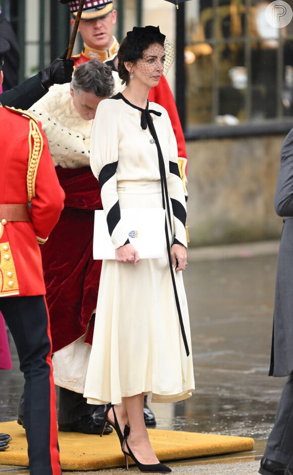 O look de Rose Hanbury lembra bastante o utilizado por Kate Middleton no dia anterior