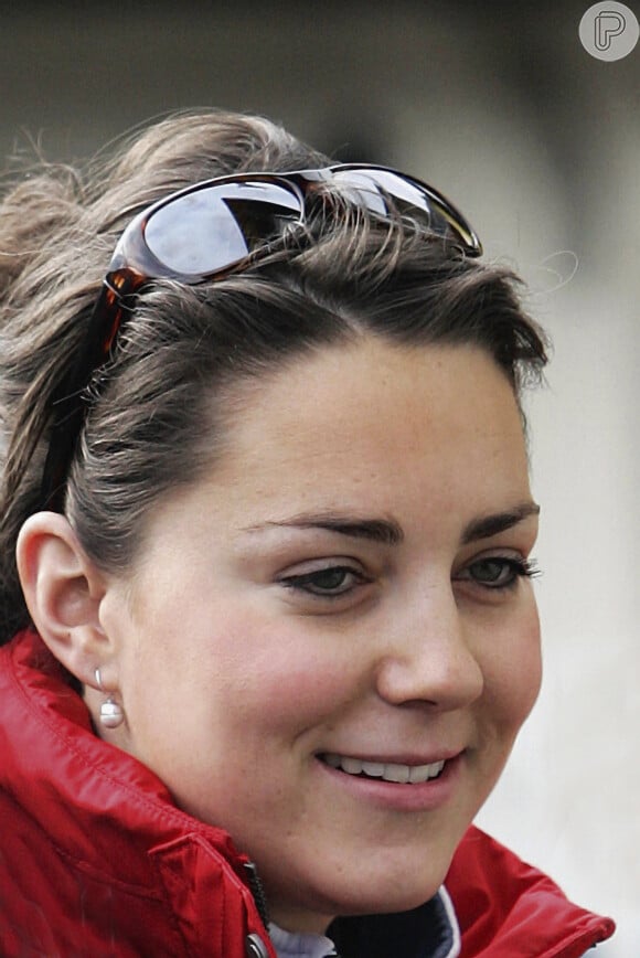 Sobrancelhas podem transformar rosto por completo e Kate Middleton comprova essa máxima