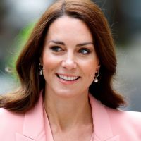 Esse truque banal de beleza de Kate Middleton fez o rosto da Princesa seguir intacto com o passar dos anos