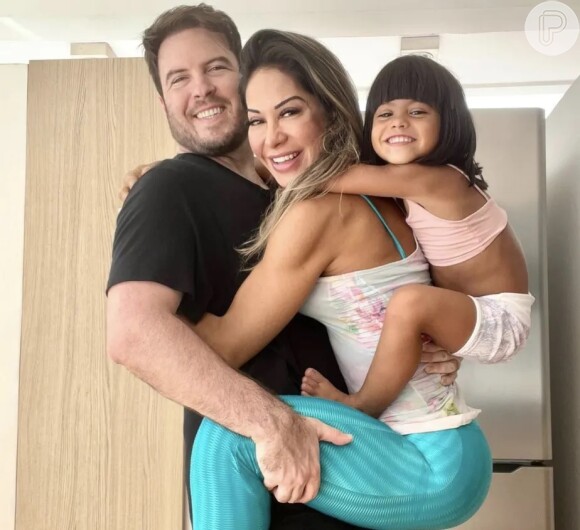 Maíra Cardi mostra a boa convivência entre Thiago Nigro e Sophia