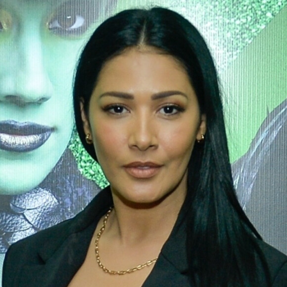 Separação de Simaria com o empresário Vicente Escrig segue dando o que falar