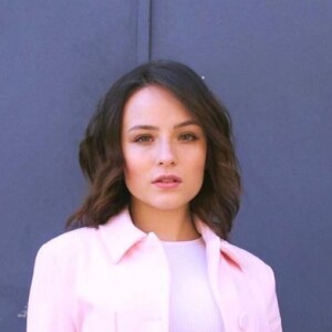 Larissa Manoela com office look ao anunciar que será sua própria empresária em maio de 2023
