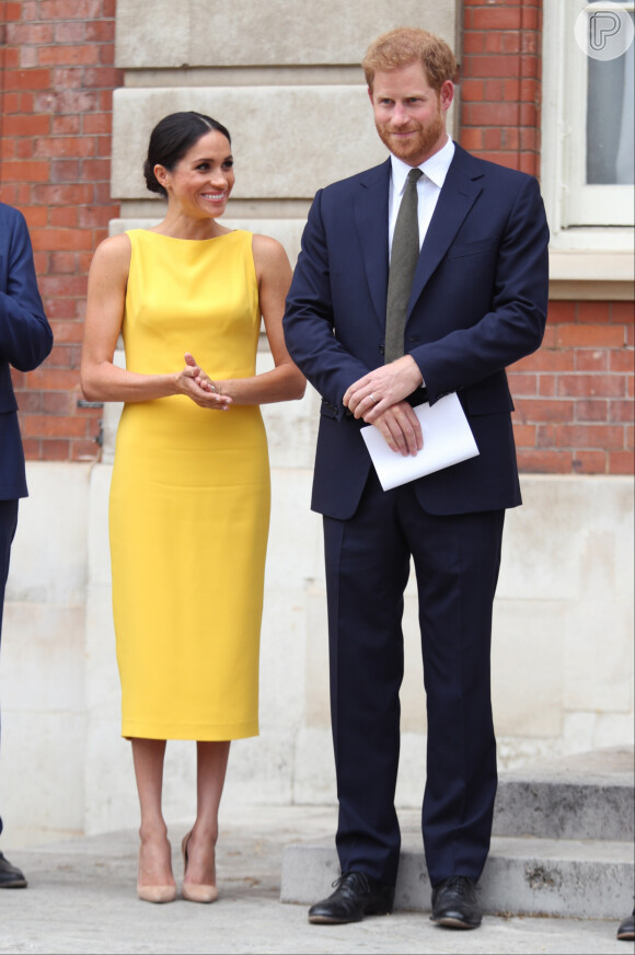 Príncipe Harry e Meghan Markle podem ser demitidos da Netflix, segundo o tabloide britânico The Sun