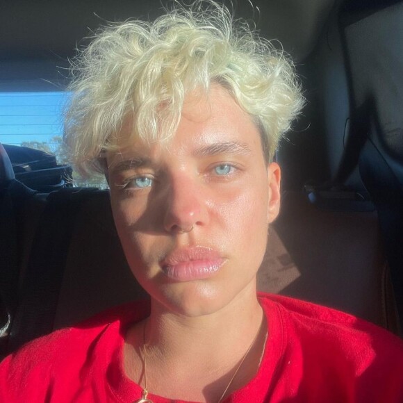 Bruna Liznmeyer, no "Quem Pode, Pod", fala sobre primeira vez que transou com outra mulher