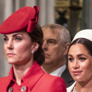 Kate Middleton sempre teve 'pé atrás' com Meghan Markle, segundo especialista real: 'Perturbadora de Hollywood'