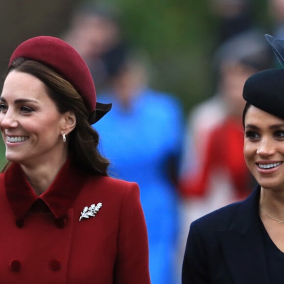 'Kate Middleton sempre estava destinada ao cargo principal, não importa o quanto Meghan Markle brilhasse', avalia especialista real