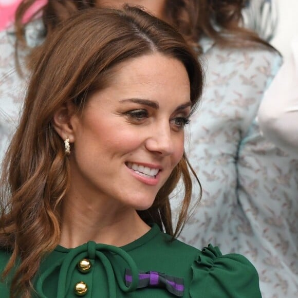 'Kate Middleton claramente via Meghan Markle como uma perturbadora de Hollywood tentando derrubar a instituição', refletiu Tessa Dunlop