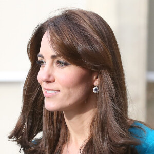 'Kate Middleton, um dia nossa futura rainha, sabe como jogar o jogo longo. Quieta, astuta e ponderada', disse Tessa Dunlop