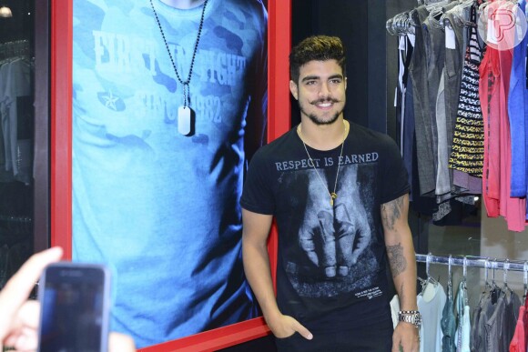 Caio Castro foi o convidado especial da marca Bad Boy, durante uma feira de moda em São Paulo