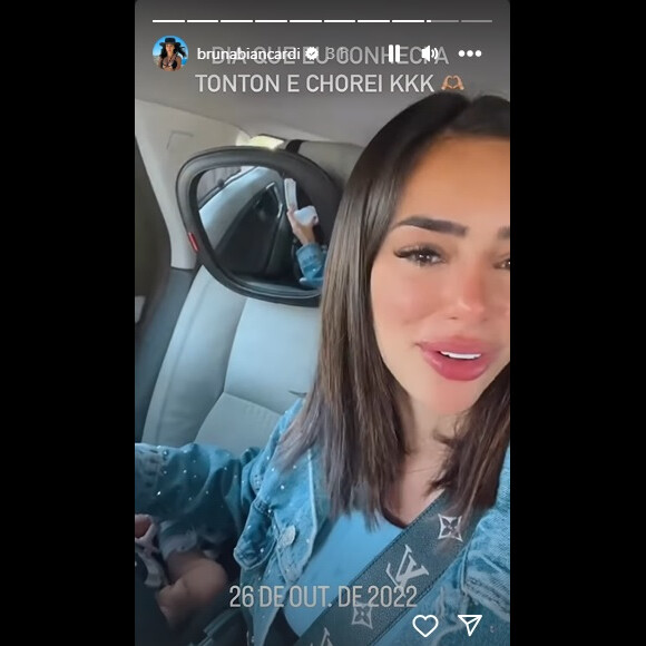 Bruna Biancardi foi visitar a filha de Cris Guedes e Bianca Coimbra