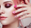 Esmalte rosa: um guia de nail expert para usar a cor-tendência de uma vez por todas + 23 fotos!
