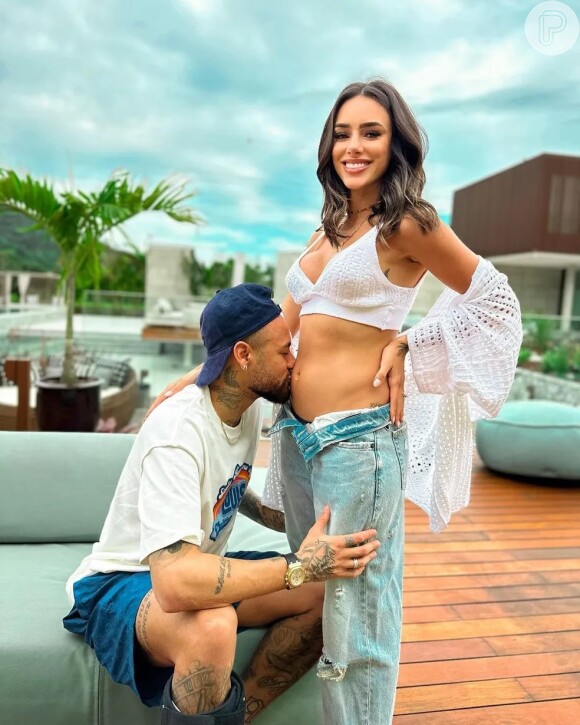 Neymar e Bruna Biancardi anunciaram a gravidez em abril