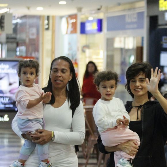 Nanda Costa é casada com Lan Lanh.