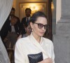 'Angelina Jolie poderia ter falido, então é inteligente reduzir suas perdas', diz fonte do tabloide