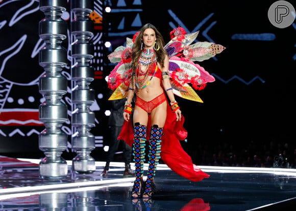 Alessandra Ambrosio, mais uma brasileira que se destacou no 'Victoria's Secret', acumula US$ 80 milhões de patrimônio