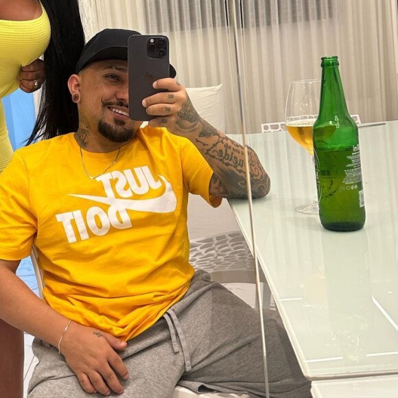 Andressa Urach faz declaração sobre Pistolinha após gravar conteúdo erótico com anão: 'Tem nada de Pistolinha. É um pistolão!'