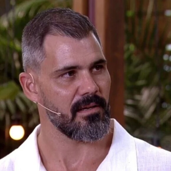 Juliano Cazarré contou em entrevista que terá: 'Todos os filhos que Deus mandar'