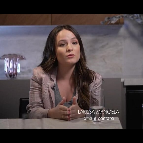 Larissa Manoela expôs os pais no 'Fantástico', disse que não tinha dinheiro para o básico e revelou ter aberto mão de patrimônio de milhões