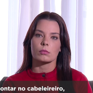 Ex-funcionária da família de Larissa Manoela revela que mãe da atriz chegou a quebrar o dente da frente de Larissa em uma briga