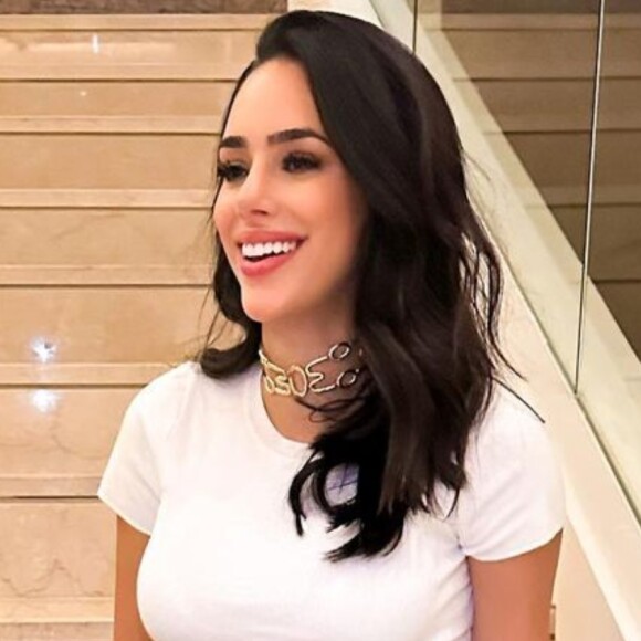 Bruna Biancardi adapta estilo em leis da Arábia Saudita