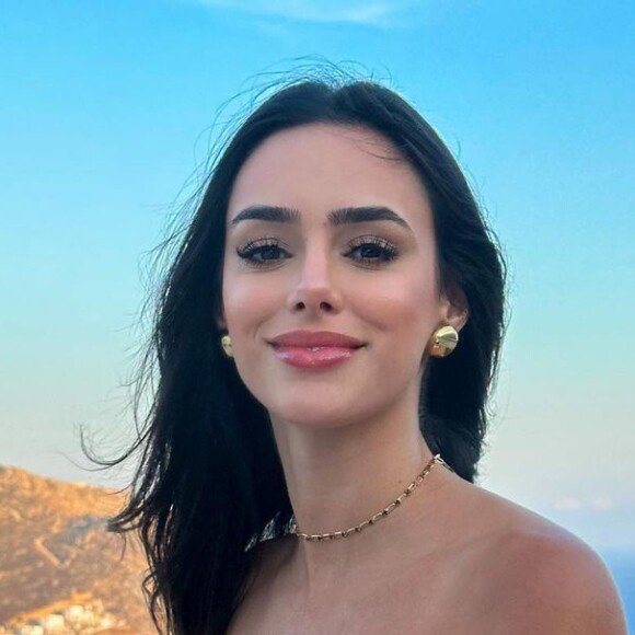 Bruna Biancardi está hospedada em um hotel enquanto ela e Neymar não se mudam para mansão na Arábia Saudita