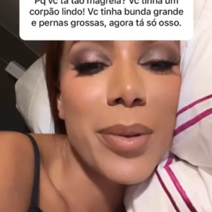 Anitta é indagada por fã sobre seu corpo antes: "Você tinha um corpão lindo"