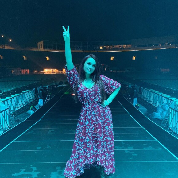 'O vermelho é parte de mim', explicou Dulce María sobre cabelo