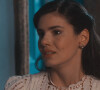 Marê (Camila Queiroz) tenta impedir prisão de Cândida (Zezé Polessa) no capítulo de terça-feira, 05 de setembro, na novela 'Amor Perfeito'